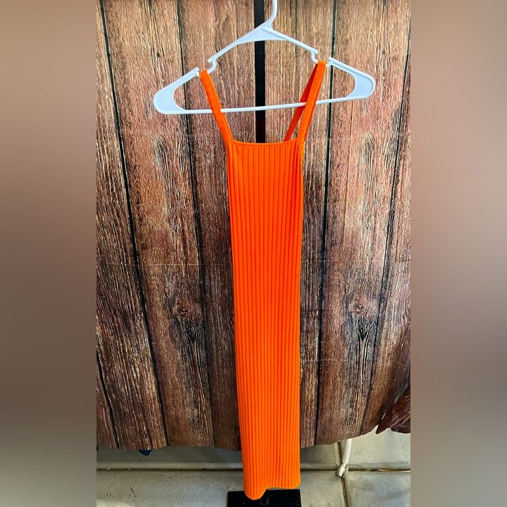 This Dress Is Stunning And Screams Summer, Features Razor Back Straps And Stretch Material, Color/Orange, Size/Medium Orange Stretch Midi Dress For Beach, Sleeveless Orange Maxi Dress By Zara, Zara Orange Sleeveless Maxi Dress, Casual Orange Maxi Dress By Zara, Casual Orange Stretch Midi Dress, Orange Ribbed Dress For Spring, Casual Stretch Orange Midi Dress, Spring Orange Ribbed Dress, Orange Stretch Midi Dress For Spring