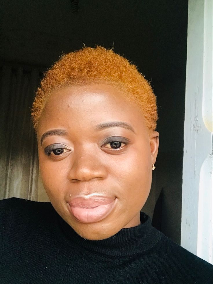 Brown to gold tinted short haircut for women of color Gold Hair Colors On Black Women, Short Haircut For Black Women, Tinted Hair, Big Chop Natural Hair, Haircut For Black Women, Gold Hair Colors, Hair Tint, Short Hair Black, Big Chop