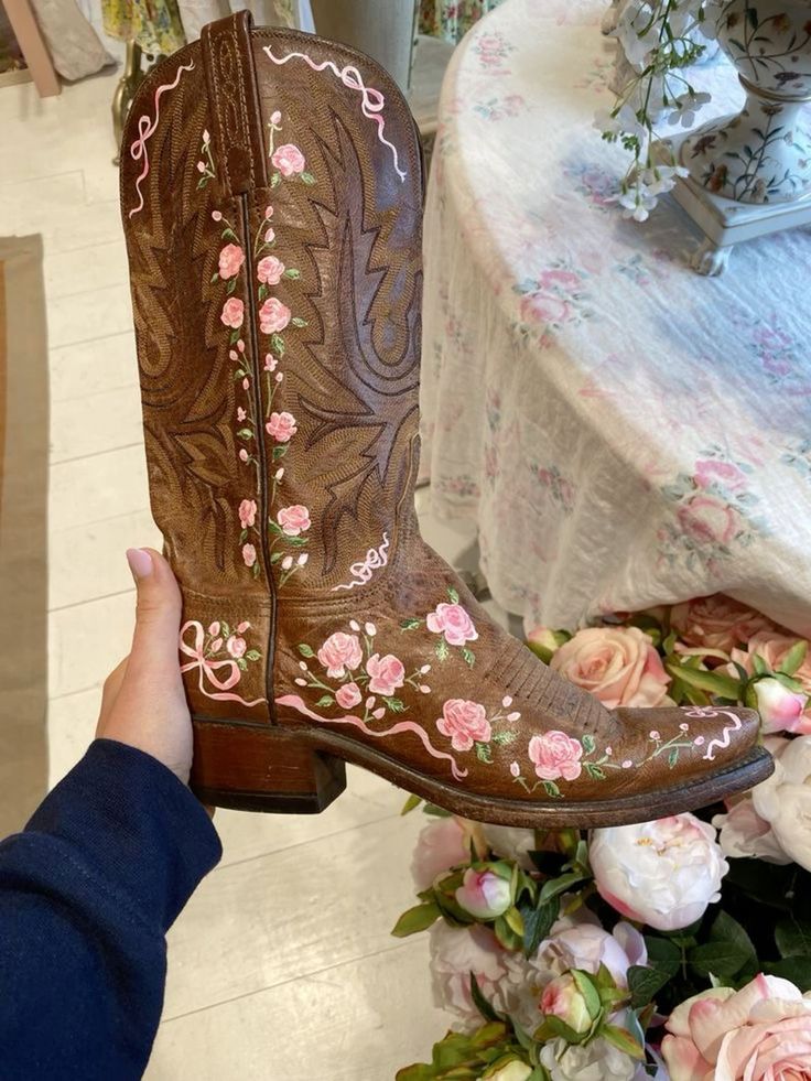 Boots For Quinceanera, Cowgirl Boots Flowers, Flower Cowboy Boots, Cowgirl Boots Pink, Floral Cowgirl Boots, Floral Cowboy Boots, Boots With Flowers, Moodboard Theme, Coquette Cowgirl