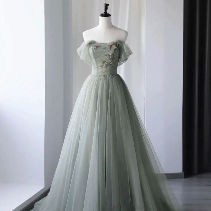 New With Tags Size Us 4 Prom Or Formal Event Dress Fits Measurements: Bust: 33.5 In Waist: 26.5 In Hips: 36.5 In Will Fit One Size Up As Back Style Is Lace Up (Corset Style Back Closure) Occasion: Prom, Wedding, Photoset, Wedding Guest, Birthday Party, Vowe Renewal Baju Kahwin, Formal Dresses Graduation, Green Formal Dresses, Off Shoulder Evening Dress, Green Tulle, Gaun Fashion, A Line Evening Dress, 파티 드레스, Graduation Dresses