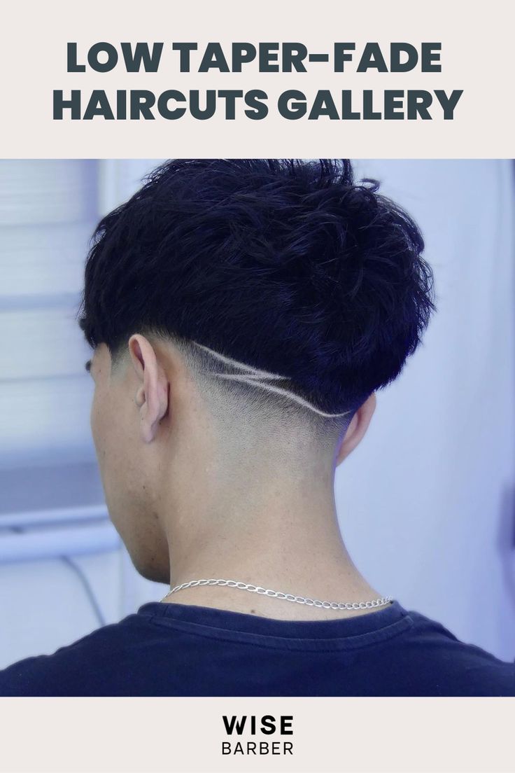 Low Fade Curly Hair, Taper Fade Short Hair, Fade Haircut Designs, Haircut Designs For Men, Fade Haircut Curly Hair, Low Taper Fade Haircut, Mid Fade Haircut, Low Taper Fade, Low Taper