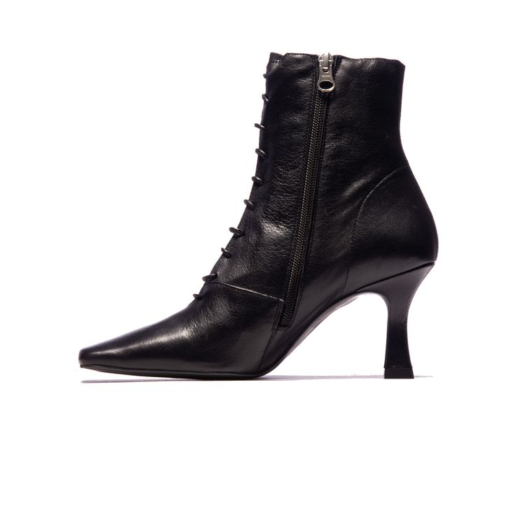 Leather Upper Leather Padded Insole & Lining 10 Hole Lacing Medial Side Zip Narrow Square Toe 3.10" Heel Made in Spain Lace Up Leather Boots, Boots Square Toe, Comfortable Boots, Casual Chic Outfit, Side Zip, Chic Outfits, Casual Chic, Leather Boots, Leather Upper