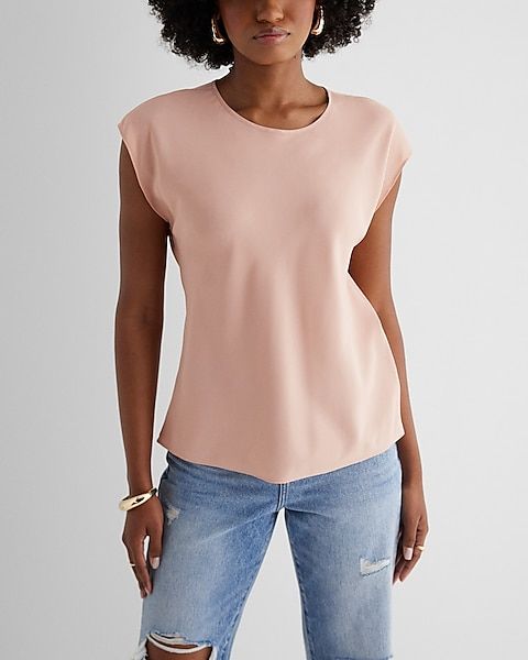 Crew Neck Gramercy Tee | Express Chic Fitted T-shirt For Day Out, Chic Crew Neck T-shirt For Casual Gatherings, Chic Crew Neck Short Sleeve Top For Everyday, Chic Everyday Crew Neck Short Sleeve Top, Chic Crew Neck Short Sleeve Top For Day Out, Chic Short Sleeve Crew Neck Top For Day Out, Chic Stretch Blouse For Everyday, Chic Everyday Stretch Blouse, Chic Relaxed Fit T-shirt For Casual Gatherings