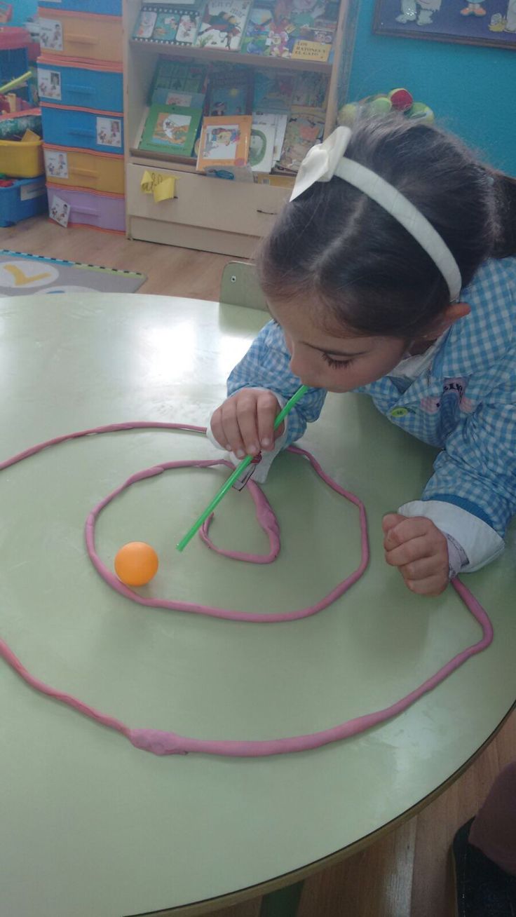 Pusteaufgabe Tanah Liat, Preschool Science, Gifted Education, Fine Motor Activities, Motor Activities, Child Life, Stem Activities, Sensory Activities, Therapy Activities