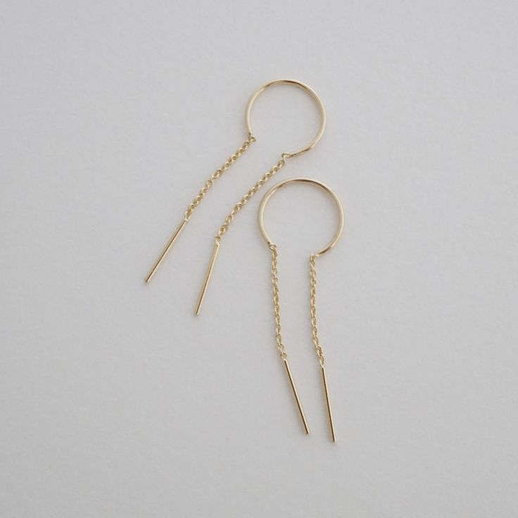 Threader earrings detailed with slim bar at each end. A fun, modern silhouette. Wear these stunners solo or alongside your favorite studs. 2.5" long; chain drop measures 1". Our materials make for an amazing, high quality, seamless, jewelry piece with longevity. Our earrings are plated with 18k gold, 18k rose gold, or rhodium and finished with a protective coating. A little secret we’ll keep between us: it looks way more than it costs. Minimalist Long Drop Pierced Earrings, Metal Long Drop Linear Earrings, Modern Linear Earrings With Adjustable Chain, Minimalist Linear Earrings With Adjustable Chain, Minimalist Linear Dangle Earrings With Adjustable Chain, Minimalist Long Drop Linear Earrings With Adjustable Chain, Minimalist Linear Drop Earrings With Adjustable Chain, Minimalist Metal Threader Earrings, Modern Long Drop Earrings With Adjustable Chain