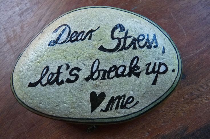 a rock with writing on it that says dear stream let's break up me