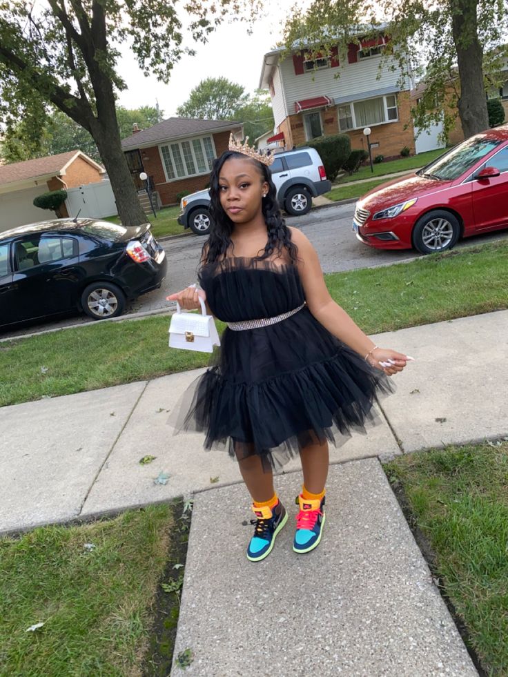 Black Sneaker Ball Dress, Sneaker Ball Attire Women, Dresses For Sneaker Ball, Prom Dress With Jordans, Sneaker Ball Outfit Ideas Middle School, Sneaker Ball Outfit Ideas Women, Sneakers Ball Outfit, Prom Dress With Sneakers, Sneaker Ball Dresses