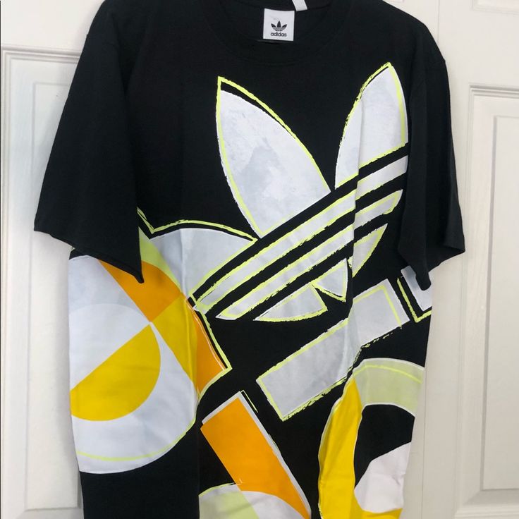 Nwt Men’s Adidas T-Shirt Adidas Tshirt, Adidas T Shirt, Adidas Shirt, Adidas Black, Black Adidas, Adidas Men, Colorful Shirts, Tee Shirts, Mens Shirts