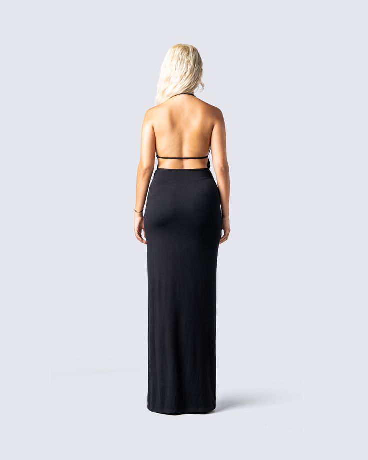 Unleash a deadly dose of glamor and seduction in this classy, but sassy black halter maxi dress 🖤 Adorned with gold chain waist detailing, this maxi is made from a stretch jersey, and complete with adjustable halter straps, and an exposed back 💅🏼 Black Floor-length Halter Dress For Night Out, Black Floor-length Halter Evening Dress, Black Floor-length Halter Dress For Gala, Black Halter Neck Dress For Gala, Black Stretch Halter Maxi Dress, Black Halter Maxi Dress For Party, Black Halter Maxi Dress For Night Out, Black Maxi Length Halter Dress For Party, Black Halter Neck Maxi Dress For Gala