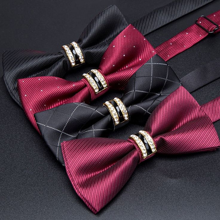 Look your best with this classic Luxury Bowtie. Steeped in timeless style, it will instantly elevate any outfit. Crafted from the highest quality fabric, this bow tie is designed for comfort, durability and style. SPECIFICATIONS Size: One SizeSIZE: 12*6CMMaterial: Polyester Black Bow Tie With Butterfly Knot For Business, Black Butterfly Knot Bow Tie For Business, Elegant Red Bow With Butterfly Knot, Elegant Bow For Black Tie Suit Accessories, Adjustable Butterfly Knot Bow Tie For Black Tie Events, Elegant Adjustable Tie With Decorative Bow, Butterfly Knot Bow For Black-tie Events, Elegant Adjustable Ties With Decorative Bow, Formal Ties With Decorative Bow For Black-tie Events