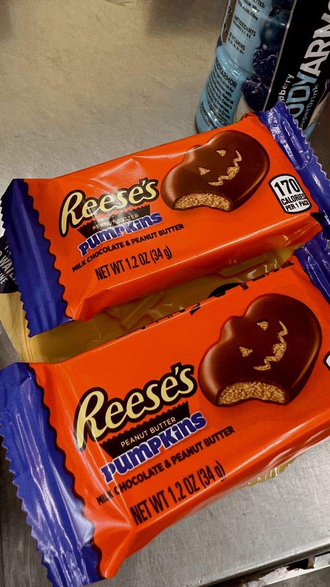 reese's peanut butter and chocolate bars are on display