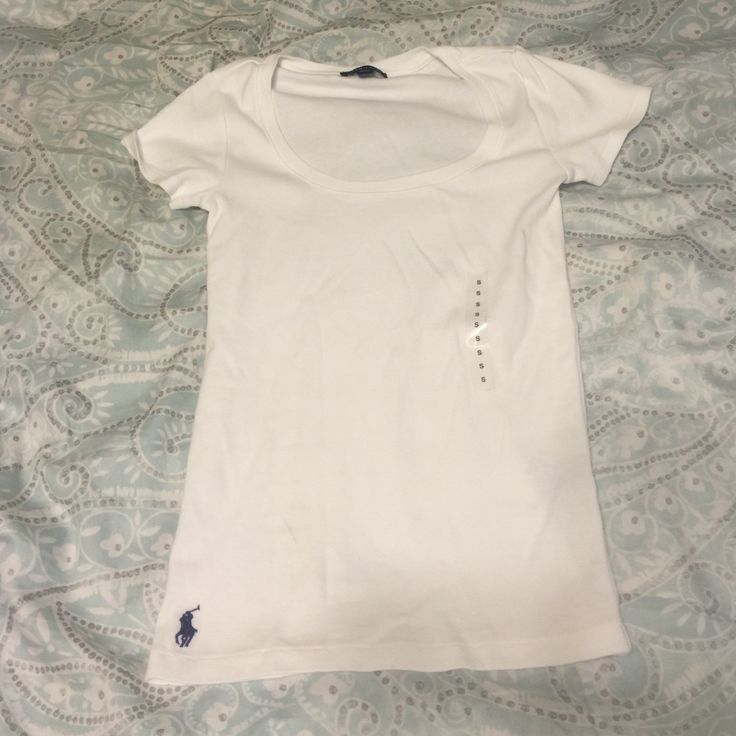 White Scoop Neck Tee. Never Worn I Bought On Impulse And When I Tried It On At Home It Didn't Fit. Country Jeans, Birthday List, Lauren White, Scoop Neck Tee, Scoop Neck Top, Virtual Closet, Ralph Lauren Tops, Fit Inspo, Dream Wardrobe