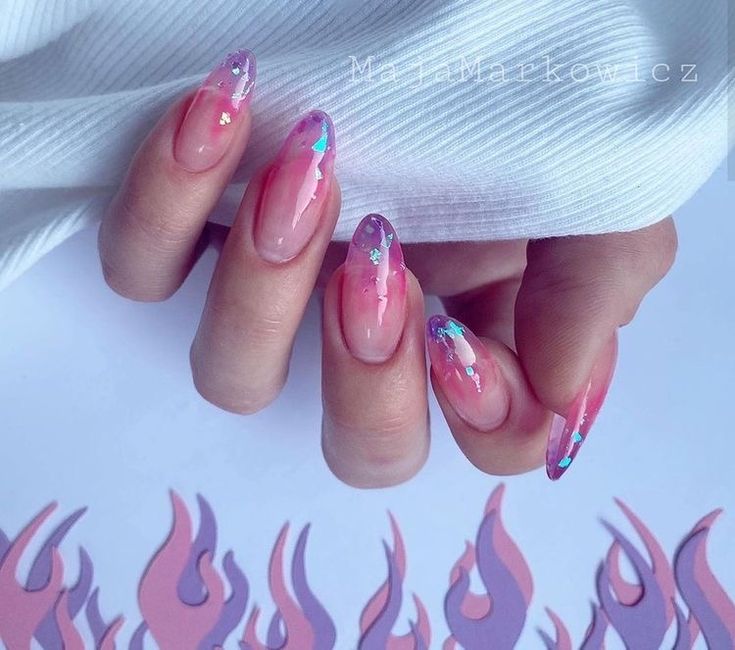 Pink Purple Iridescent Nails, Girly Nail Art Designs, Almond Nails Designs Korean, Purple And Gold Almond Nails, Coachella Nails Ideas, Dreamy Nail Art, Jelly Nails Aesthetic, Amethyst Nails, Soft Nails