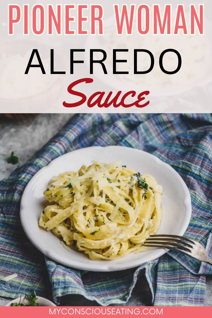 Pioneer Woman Alfredo Sauce Pioneer Woman Chicken Alfredo, Pioneer Woman Alfredo, Recipe For Alfredo Sauce, Chicken Alfredo Sauce Recipe, Chicken Alfredo Sauce, Pioneer Woman Chicken, Best Sauce Recipe, Make Alfredo Sauce, Alfredo Sauce Recipe Easy