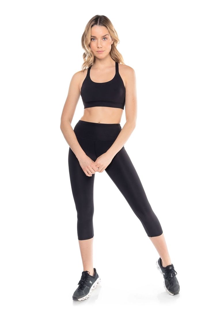 Feel the progress with the Be Well Yoga Legging, part of the Be Well Exclusives Collection. These leggings are made from high density knitted, double brushed fabric that sculpts, lifts and offers the most in medium to high performance comfort. With its seamless make, its capri style design, ultra-flattering high waist, and need-now colors, you can feel great while staying connected to your wellness journey. Product Features: Be Well Exclusive Collection High Density Knitted Double Brushed Fabric Lavender Silk, Capri Style, Yoga Legging, Black Iris, Wellness Journey, Pink Clay, Yoga Capris, Capri Leggings, Yoga Leggings