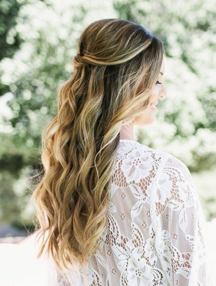 Maternity Photo Hairstyles Long, Hair Ideas For Maternity Pictures, Maternity Picture Hair Ideas, Maternity Picture Hairstyles, Hairstyles For Maternity Photoshoot, Maternity Photoshoot Hair, Hair Styles For Maternity Photo Shoot, Maternity Photo Shoot Hairstyles, Maternity Photo Hairstyles