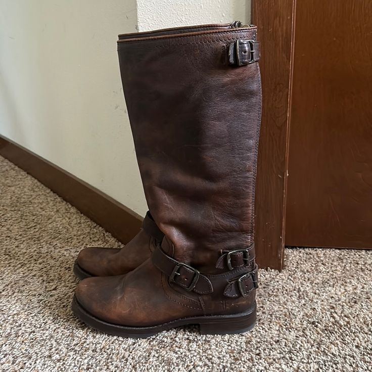 Frye Veronica Boots Euc (Maybe Worn 1-2 Times) Size 7.5 Brown Frye Veronica Boots, Frye Veronica, Frye Shoes, Shoes Heels Boots, Shoes Women Heels, Heeled Boots, Shoes Heels, Size 7, Women Shoes