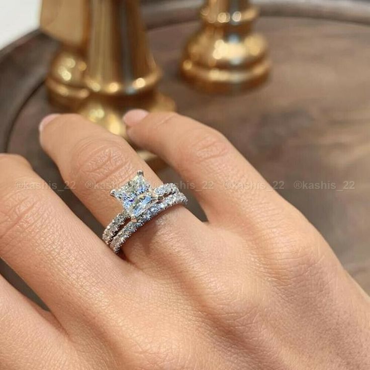 #moissanitebridalsetring #princesscut #engagementring #moissanitejewelry #whitegold Silver Princess Cut Engagement Ring, Princess Cut Engagement Ring Set, خواتم خطوبة, Princess Cut Ring, Moissanite Wedding Ring Set, Princess Cut Engagement, Ring Inspo, Princess Cut Moissanite, Engagement Rings Princess