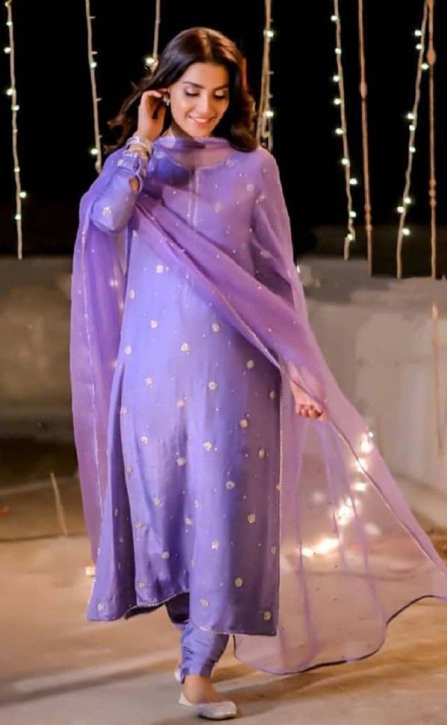 Lavender Pakistani Suit, Plain Raw Silk Suits, Lavender Colour Suit, Lilac Aura, Shadi Mubarak, Ayeza Khan Dresses, Manifestation List, Ansab Jahangir, Plain Suits