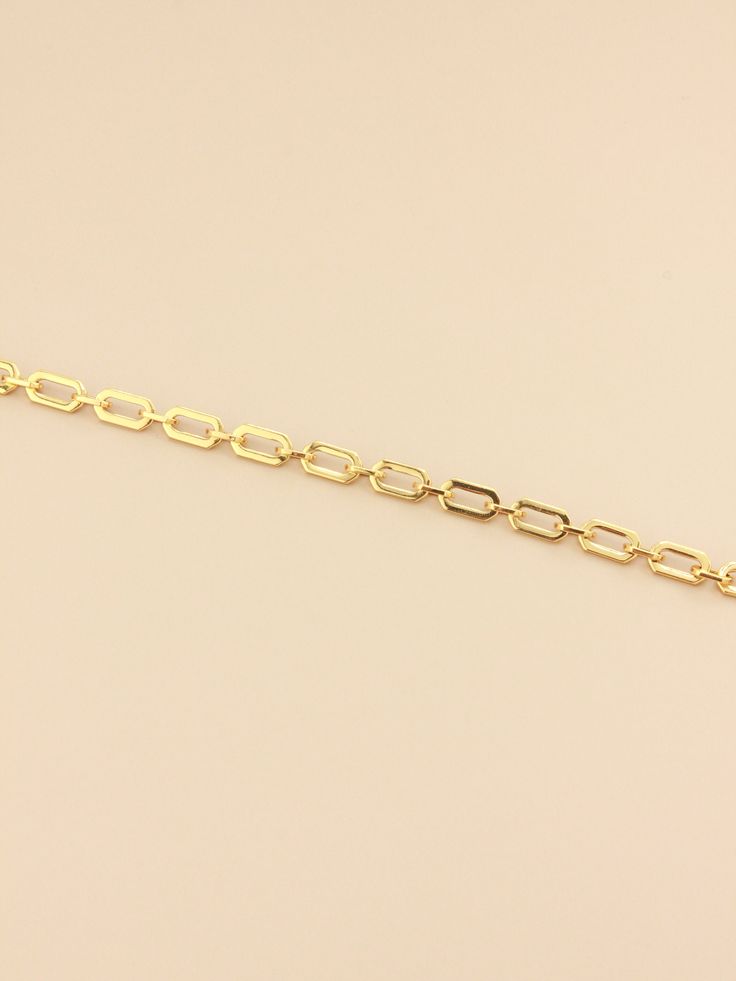 Handmade bracelet 24K Gold Filled paper clipchain chunky chain Proudly produced in the USA Gold Chunky Chain Link Bracelet, Modern Chunky Chain Gold Plated Bracelet, Gold-tone Chunky Chain Bracelet With Oval Links, Modern Gold Plated Chain Paperclip Bracelet, Trendy Gold Paperclip Bracelet With Rectangular Links, Gold Link Chain Bracelet With Cable Design, Gold Paperclip Bracelet With Rectangular Links, Trendy Chunky Link Paperclip Bracelet, Trendy Link Paperclip Bracelet With Chunky Chain