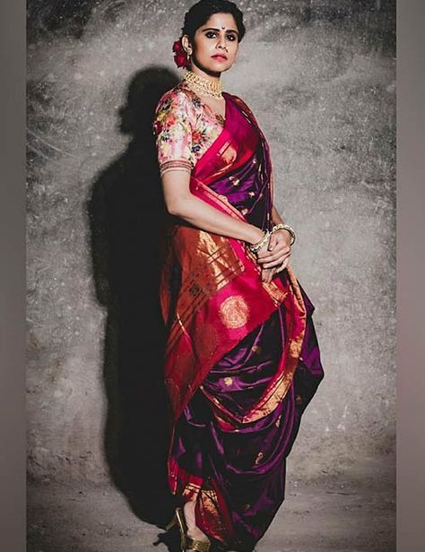 Nauvari Saree Look Simple, Navwari Look, Nawari Saree Look, Paithani Nauvari Saree, Navvari Sadi, Navari Saree Marathi, Nauvari Saree Brides, Nauvari Saree Look, Nauvari Look