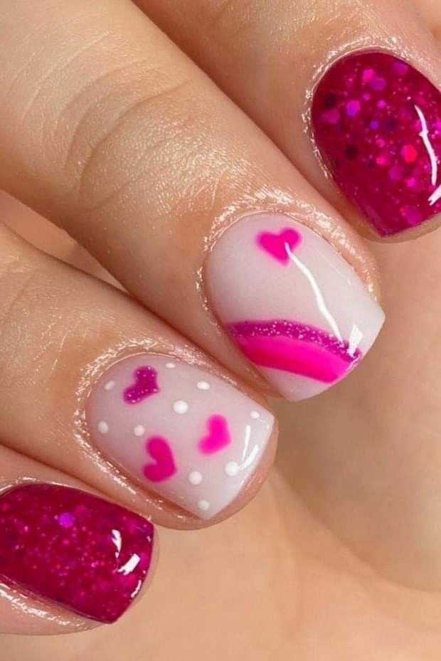 Nails San Valentin, S Nails Designs, Fun Valentines Nails, Nail Design Valentine, Valentine Nails Pink, Valentines Nail Art Designs, Vday Nails, Valentine Nail, Heart Nail Designs