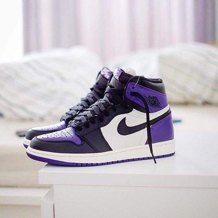 Purple Court Jordan Outfit, Purple Shoes Outfit Sneakers, Purple Shoes Outfit, Air Jordan 1 Court Purple, Jordan 1 High Outfit, Sneakers Art, Jordan 1 Shoes, Cheap Jordan, Man Suit