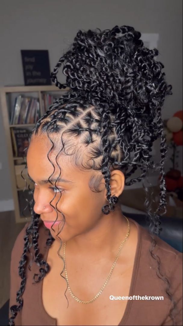 Goddess Braids In A Bun, Cornrow Braid Designs, Birthday Braids, Styling Braids, Bday Hair, Baddie Hair, Passion Twists, Short Box Braids Hairstyles, Braids Ideas