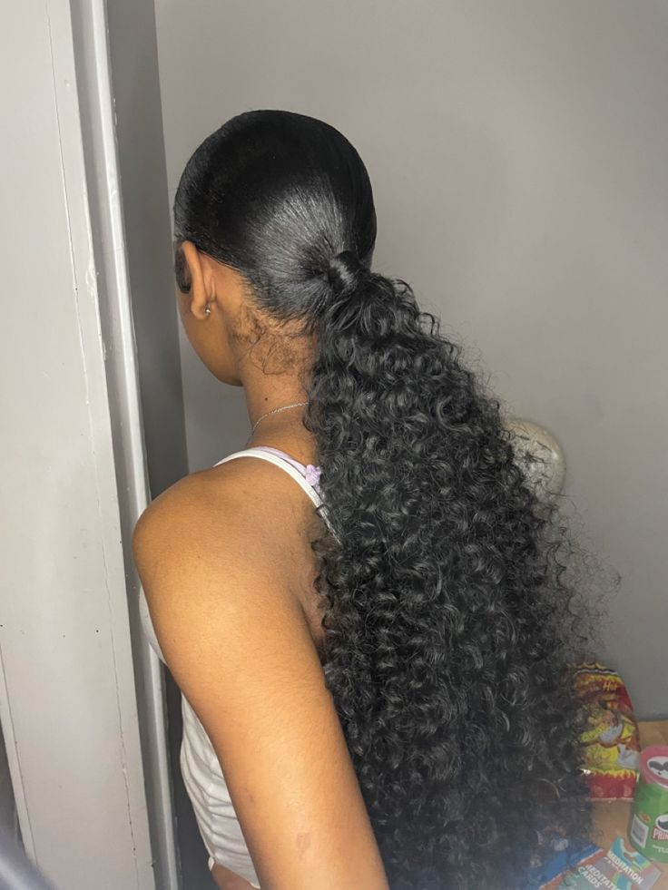 Graduation Hairstyles With Cap, Low Ponytail Hairstyles, Slick Ponytail, Curly Hair Ponytail, Curled Ponytail, Black Ponytail, Slicked Back Ponytail, Sleek Ponytail Hairstyles, Black Ponytail Hairstyles