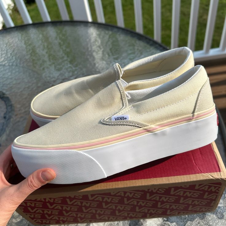 Vans Classic Slip-On Stackform Sizes Women’s 8/ Men’s 6.5 Women’s 8.5/ Men’s 7 Women’s 9/ Men’s 7.5 Color: Multi Canvas Upper Brand New In Box Vans Classic Slip On, Womens Vans, Slip On, Brand New, Women Shoes, Pink, Women Shopping