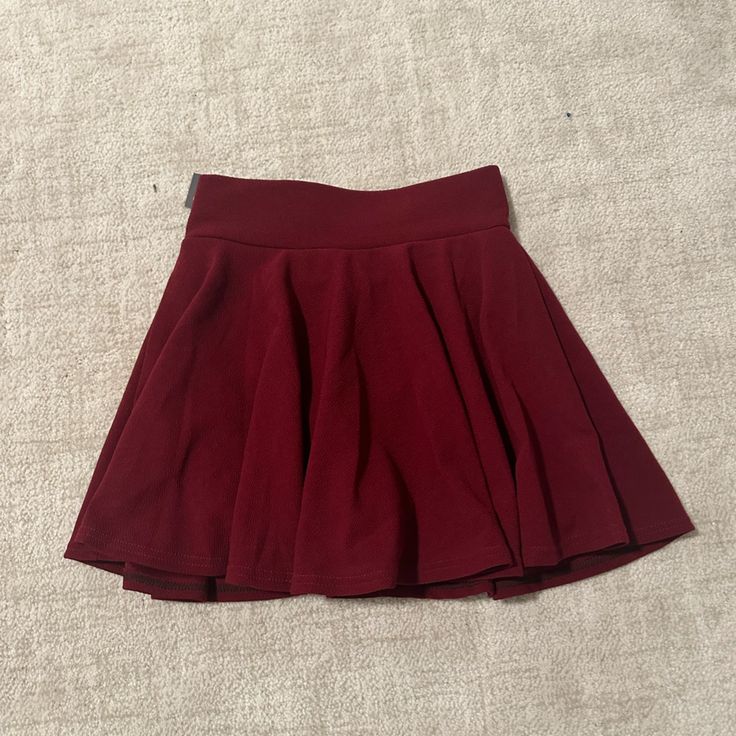 Amazon Size Xs Skirt Red Red Flowy Skirt, Casual Solid Skort For Winter, High Waist Red Skirt For Winter, Red Lined Skirt For Winter, Red High Waist Stretch Skort, Red High-waisted Stretch Skort, Red Stretch High-waisted Skort, Casual Red Flared Skirt, Red Skirted Bottoms