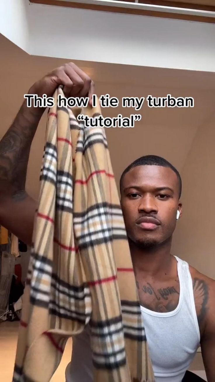 How to tie a scarf for men in 2022 | Hair scarf styles, African hair wrap, Head scarf Haircut Selfie, Photo Hijab, Looks Hip Hop, African Hair Wrap, Guys Fashion Casual, Tie A Scarf, Stile Hijab, Dreadlock Hairstyles For Men, Hair Wrap Scarf