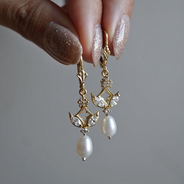 Luxury Victorian Pearl Drop Earrings, Luxury Ornate Pearl Drop Jewelry, Luxury Antique Drop Earrings, Luxury Victorian Pearl Drop Jewelry, Affordable Vintage Wedding Earrings, Cheap Vintage Wedding Earrings, Cheap Vintage Jewelry For Weddings, Affordable Vintage Wedding Jewelry, Affordable Vintage Formal Jewelry