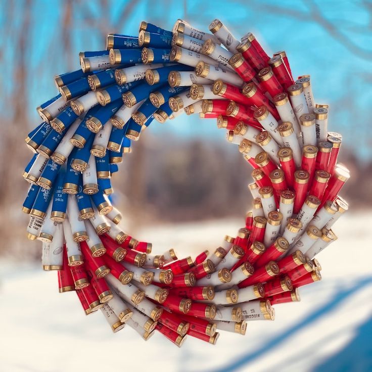 Shotgun Shell Art, Bullet Casing Crafts, Shotgun Shell Crafts, Bullet Crafts, Cowboy Crafts, Bullet Art, Shell Wreath, Bullet Shell, Bullet Casing