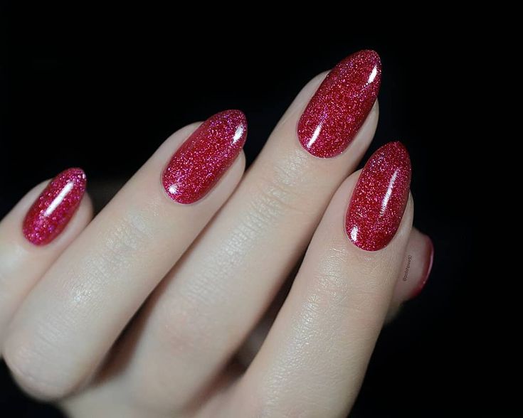 Glamorous Nails, Elegant Nails, Chili Pepper, Red Lips, Beautiful Nails, Dark Red, Chili, Manicure, Lips