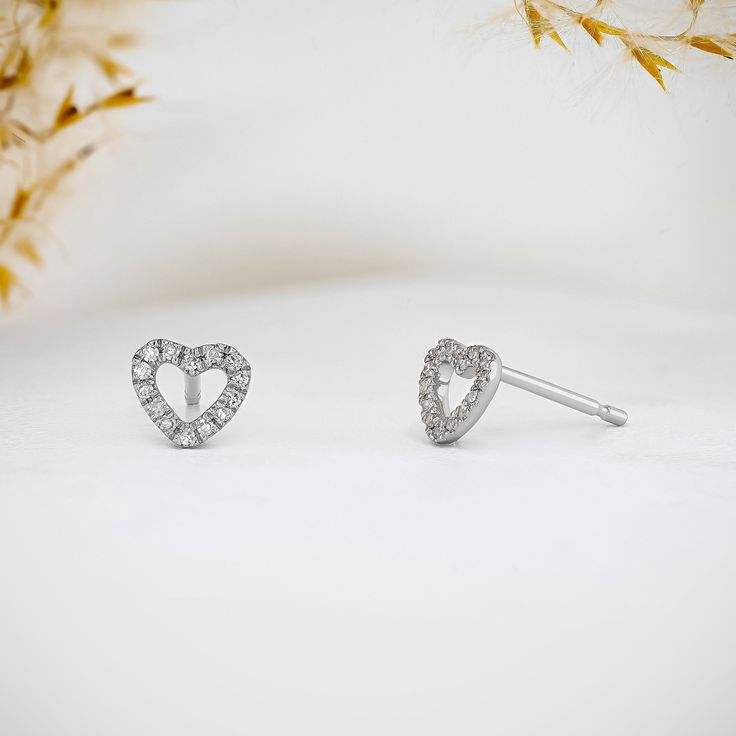 ✦ Stone Details✧ Shape: Round Cut Moissanite✧ Weight: 0.80 TCW✧ Color: DEF(Colorless)✧ Clarity: VVS ✦ Earrings Details✧ Metal: Gold (10KT, 14KT, 18KT)✧ Metal Tone: Yellow, White, Rose Gold Diamond White Halo Diamond Earrings Gift, Halo Diamond White Diamond Earrings For Gift, Gift Diamond Earrings With Halo Setting, Halo Diamond Earrings As Gift, Heart Cut Diamond Earrings With Halo Design, Diamond Halo Earrings As Gift, 14k White Gold Halo Diamond Earrings For Gift, White Gold Heart-cut Halo Earrings, White Diamond Halo Earrings For Gift