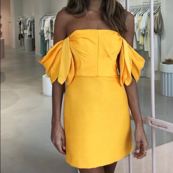 High Quality Fabric. Great For Arrivals, Interviews Or A Wedding. Fitted Yellow Dress For Wedding, Elegant Yellow Banquet Dress, Yellow A-line Mini Dress For Party, Elegant Yellow Dress For Garden Party, Elegant Yellow Summer Dress, Yellow Mini Dress For Spring Wedding, Elegant Yellow Mini Dress For Garden Party, Yellow Strapless Dress For Garden Party, Spring Wedding Yellow Mini Dress