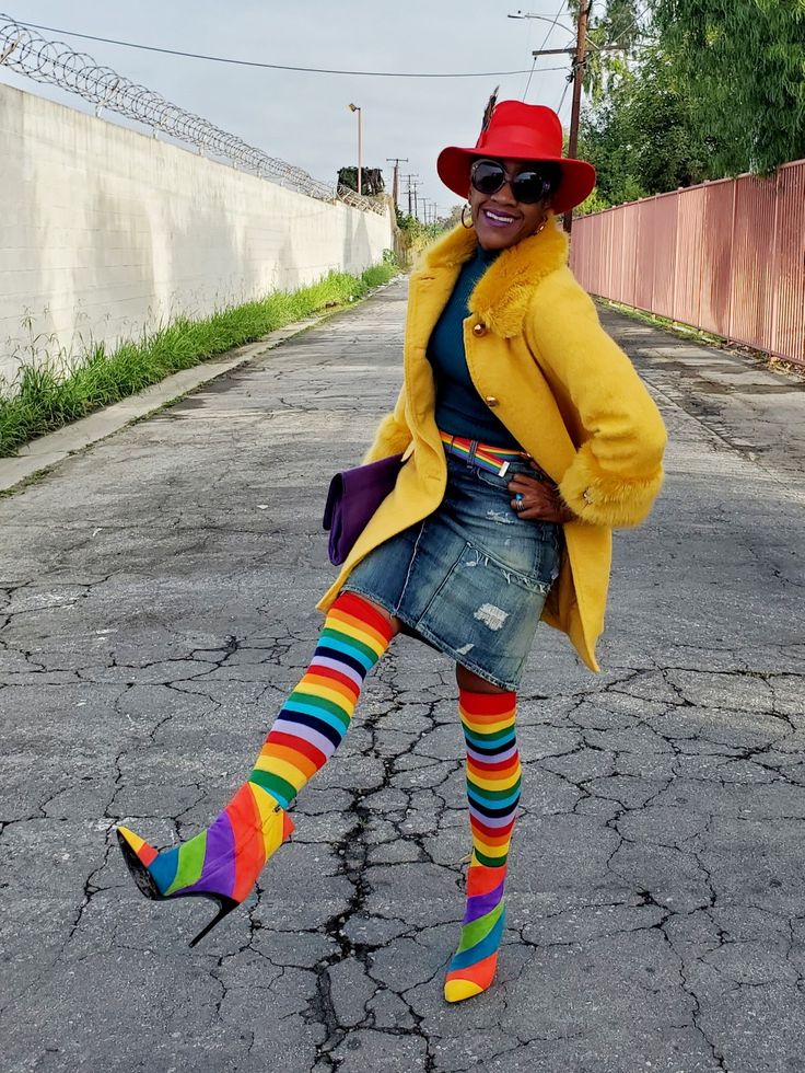 Rainbow Socks Outfit, Sabra Johnson, Easter Fits, Free Sprit, Rainbow Boots, Rainbow Belt, Red Fedora, Print Mixing, Outfit Yellow