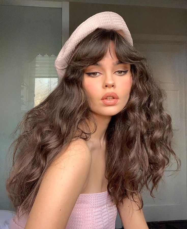 @beautybydrkay Look 80s, Photographie Portrait Inspiration, Long Brown Hair, Penteado Cabelo Curto, Hair Blog, Beauty Makeup Tips, Grunge Hair, Aesthetic Hair, Beauty Inspiration