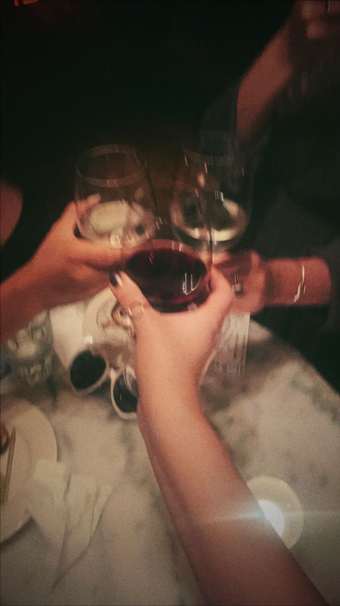 Blurry aesthetic image of girl friends drinking red and white wine in NYC Friends Drinking Wine, Friends Drinking, Vision Board Collage, Autumn Wine, Friends Drinks, Three Best Friends, Ladies Who Lunch, Nyc Girl, Nyc Aesthetic