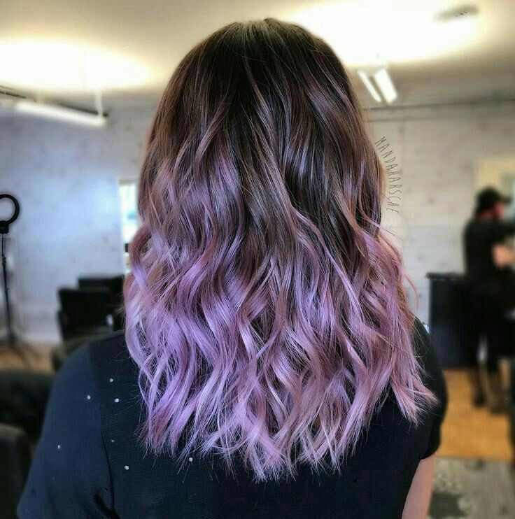 Purple Hair Tips, Cosmo Hair, White Ombre Hair, Lilac Hair Color, Blonde Ombre Hair, Purple Balayage, Light Purple Hair, Purple Ombre Hair, Mom Hair