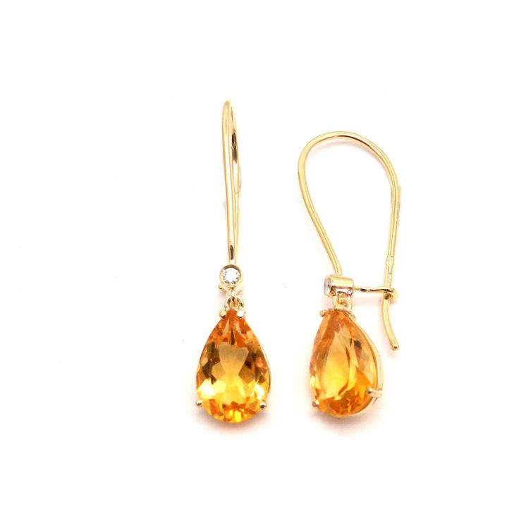 Citrine Gold & diamonds long earrings, yellow gold & gemstone earrings, made of 14k yellow gold and encrusted with natural diamonds & orange Citrine. These earrings can become a great present to your lovely person. Summer collection. Gemstone: 2 Drops of Citrine Small Diamonds -2 pcs. 0.05 carats Metal: Yellow Gold 14k Available metals: White Gold 14k Weight: 3.30 gram Catalog code: EH-5568 Condition: New Designer: Cohen Jewellers Free shipping 1-3 business days shipping Yellow Gold Briolette Citrine Earrings, Yellow Gold Gemstone Accented Drop Earrings, Yellow Gold Gemstone Drop Earrings, Yellow Gold Gemstone Diamond Drop Earrings, Yellow Gold Drop Earrings With Gemstones, Yellow Gold Gemstone Linear Drop Earrings, Yellow 14k Gold Fine Jewelry Earrings, Yellow 14k Gold Fine Earrings, Citrine Drop Earrings