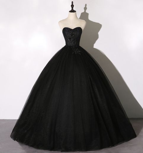 Black lace long ball gown dress A line formal dress Product number: cute1265 Silhouette: A line Material: tulle, lace Back details: lace up Hemline: floor length For more pictures of the dress, please contact us, thank you. Custom made size: Custom made: For custom order, we need the foll Black Lace Prom Dress, Tulle Long Prom Dress, Prom Dress Black, Black Ball Gown, Black Evening Dress, فستان سهرة, Black Tulle, Sweet 16 Dresses, Black Evening Dresses