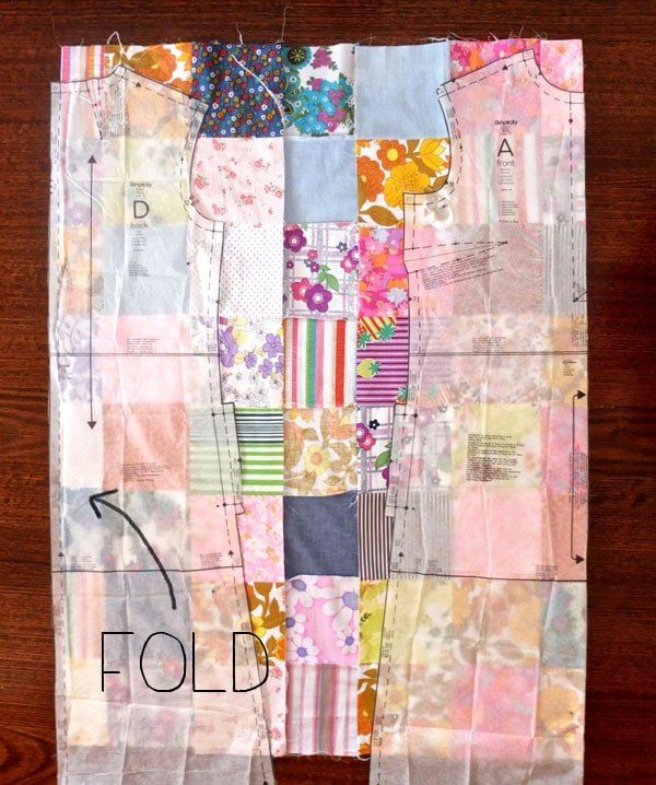 a piece of fabric that has been made into a patchwork quilt with the words fold on it