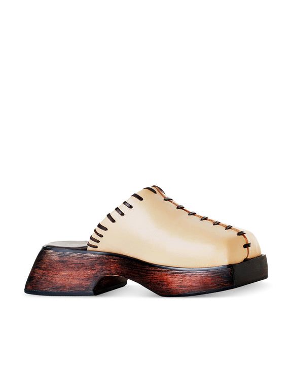 Nigeria – Industrie Africa Eco Friendly Shoes, Wooden Fashion, African Luxury, African Shoes, Wooden Heels, Simple Shoes, Wooden Clogs, Wooden Shoes, Leather Slippers