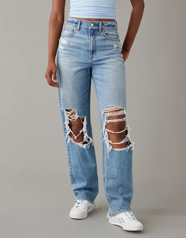 AE Strigid Ripped Highest Waist Baggy Straight Jean Baggy Ripped Jeans, Cute Ripped Jeans, Fest Outfits, Trendy Outfits For Teens, Summer Jeans, Cute Preppy Outfits, Cute Jeans, Cute Everyday Outfits, Really Cute Outfits