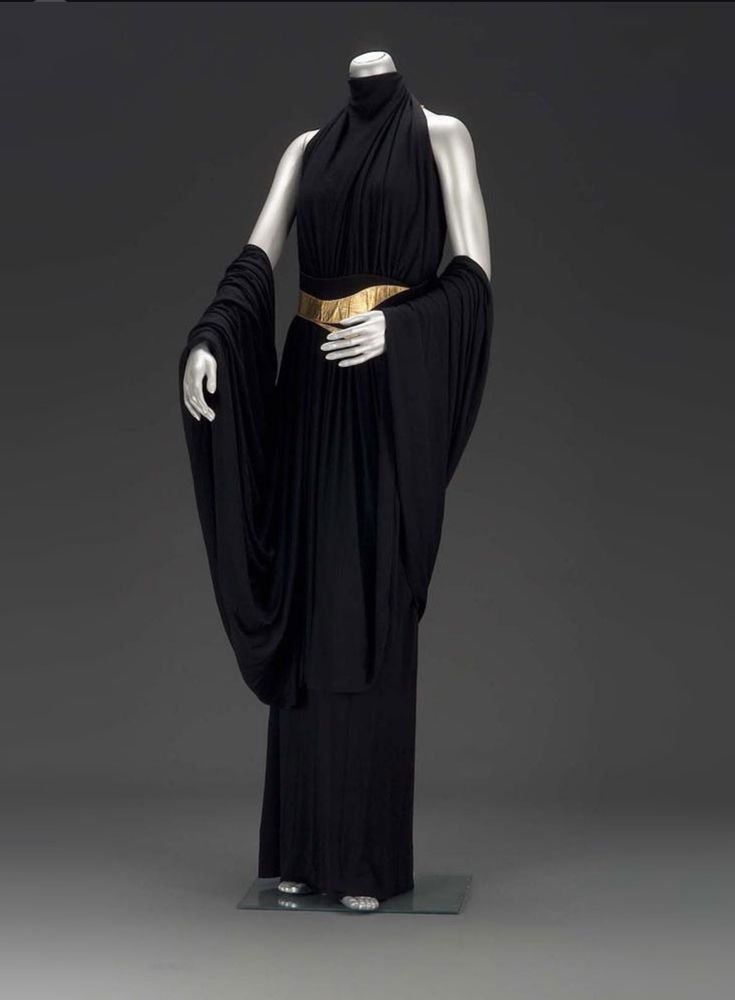 Style Année 20, Star Wars Fashion, 30s Fashion, 1930s Fashion, Women's Evening Dresses, Fantasy Clothing, Fantasy Fashion, Historical Clothing, Character Outfits