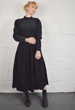 Black Prairie Dress, Edwardian Aesthetic, High Neck Midi Dress, Laura Ashley Dress, Dress With Pleats, Old Fashion Dresses, Makeup Clothes, Midi Dress Black, Costumes Ideas