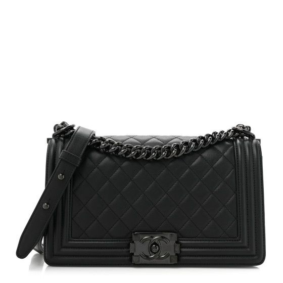 This is an authentic CHANEL Calfskin Quilted Medium Boy Flap So in Black. This chic shoulder bag is crafted of diamond-quilted calfskin leather with a linear quilted border in black. The bag features a black chain-link shoulder strap with a leather shoulder pad and a black Chanel boy CC push-lock. The flap opens to a black fabric interior with a long patch pocket. Chanel Boy Bag Black, Chanel Le Boy, Chanel Crossbody, Structured Shoulder, Chanel Tweed, Chanel Shoulder Bag, Stylish Shoulder Bag, Chanel Caviar, Black Chain