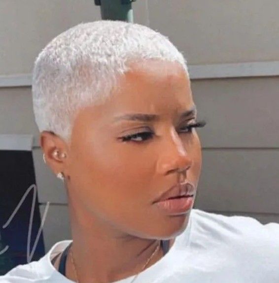 Shaved Gray Hair Women, Very Short Platinum Blonde Hair, Platinum Blonde Fade Black Women, White Short Hair Black Women, Blond Short Hair Black Women, Blonde Haircut Black Women, Platinum Blonde Short Hair Black Women, Baldie Haircut, Platinum Gray Hair On Black Women